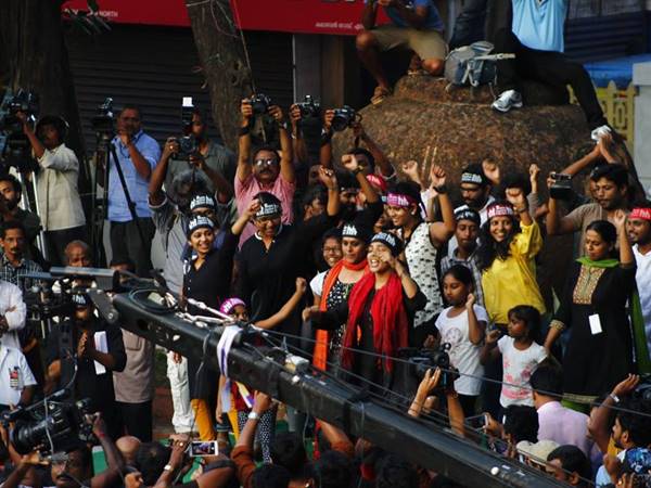 അസഹിഷ്ണുതയ്‌ക്കെതിരെ