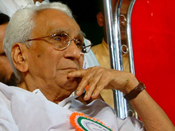 കോണ്‍ഗ്രസിന് ഇപ്പോള്‍ ആവശ്യം