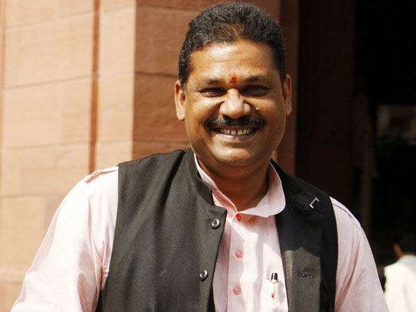 kirti-azad kirti-azad