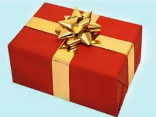 മകന്‍ ആവശ്യപ്പെട്ട സമ്മാനങ്ങള്‍