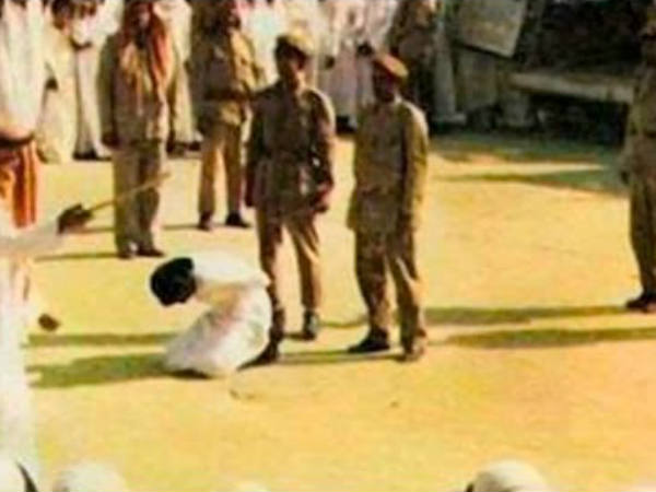 കഴുത്തറുത്ത് കൊന്നു