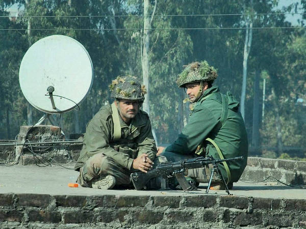 എന്‍എസ്ജിയും സൈന്യവും വ്യോമസേനയും