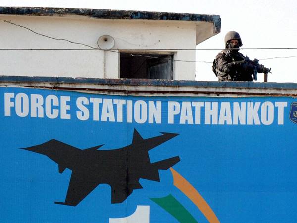 ആറ് ഭീകരര്‍