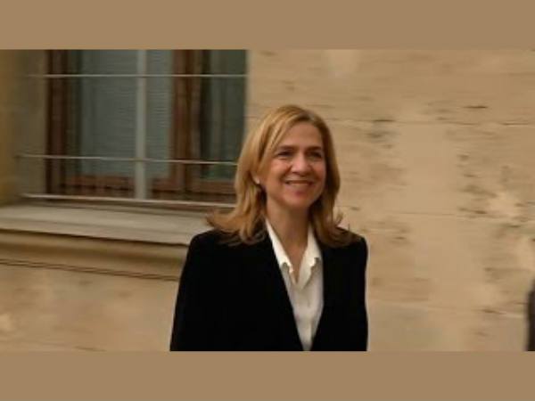 16 പേര് 16 പേര്