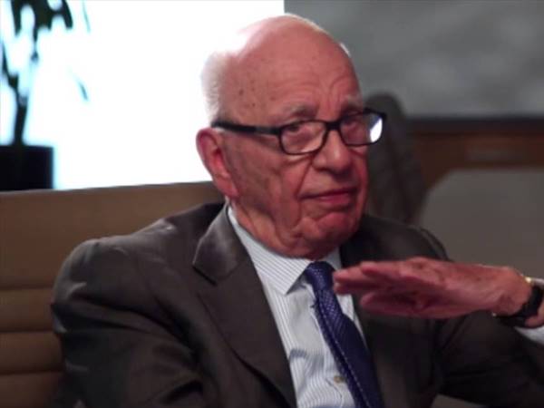 ജെറി ഹാള്‍ ആണ് വധു