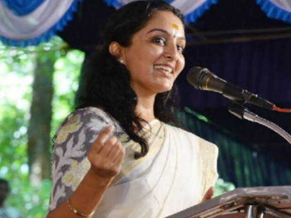 അമ്പിളി കരുതിയ സമ്മാനം