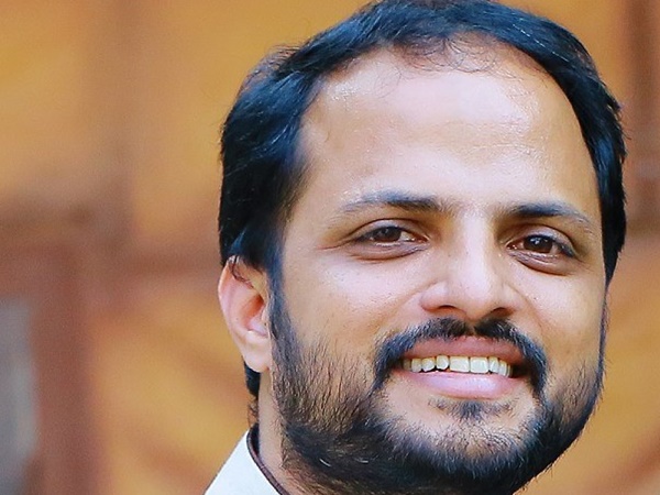 പുഷ്പാഞ്ജലി ഹോം ഡെലിവറി