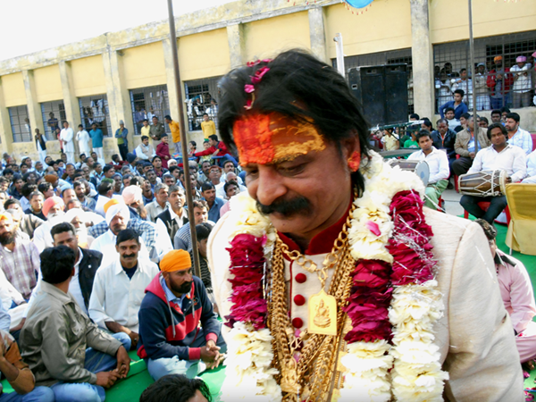  സ്വര്‍ണം ധരിയ്ക്കട്ടെ