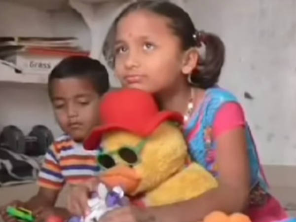 രണ്ട് സുഹൃത്തുക്കളെ