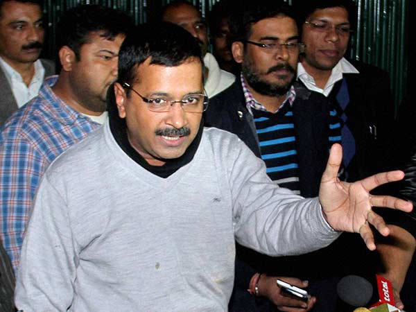 പരസ്യങ്ങള്‍ നല്‍കുന്നത്