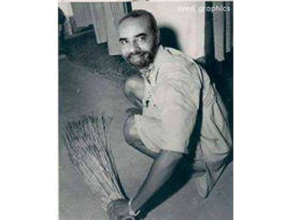 തല മാത്രം മോദിയുടെ