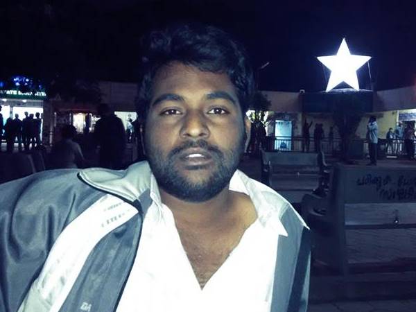 ആരെ രക്ഷിക്കാനാണ്