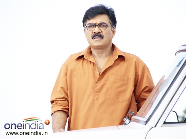 രാഷ്ട്രീയ പാര്‍ട്ടികളുടെ പ്രകടനങ്ങള്‍