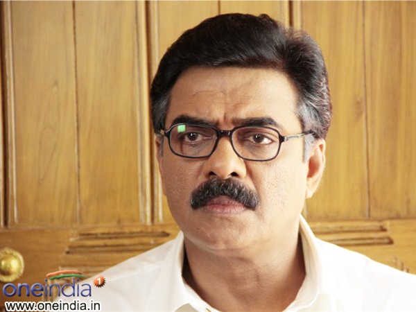 രാഷ്ട്രീയ പാര്‍ട്ടികള്‍ക്കെതിരെ