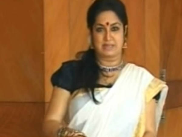 മഞ്ഞിലൂടെ