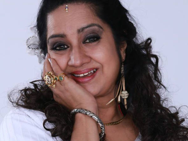 നാല് മണിയ്ക്ക്