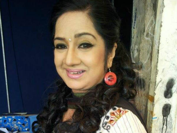 ആറരയ്ക്ക്