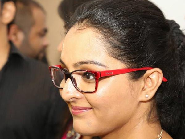 നേര്‍ക്കുനേര്‍