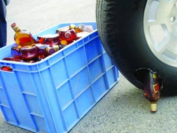 ടയറില്‍ പോലും