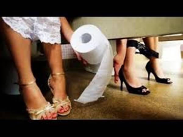 പോലീസിന് കൈമാറിയത് പോലീസിന് കൈമാറിയത്