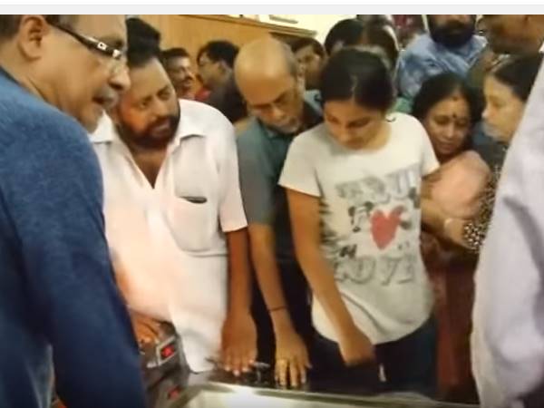 സമയം മാറ്റി സമയം മാറ്റി