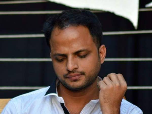 ഭരണഘടനയെ ചോദ്യം ചെയ്യുന്നോ? ഭരണഘടനയെ ചോദ്യം ചെയ്യുന്നോ?