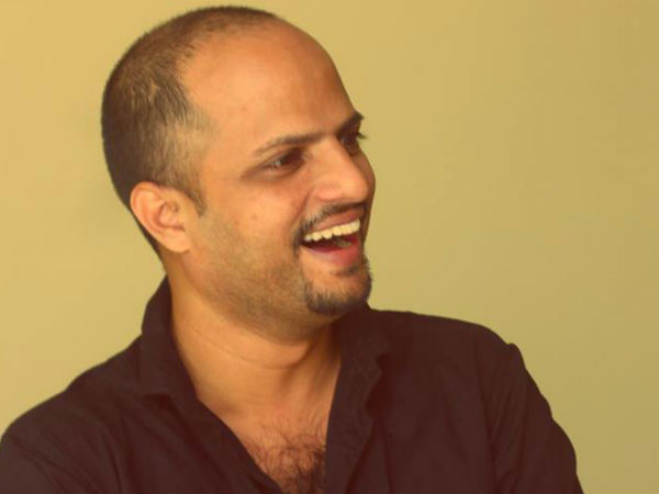 തന്തയ്ക്ക് വിളി