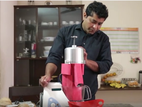 കോക്കനട്ട് ഗ്രേറ്റര്‍