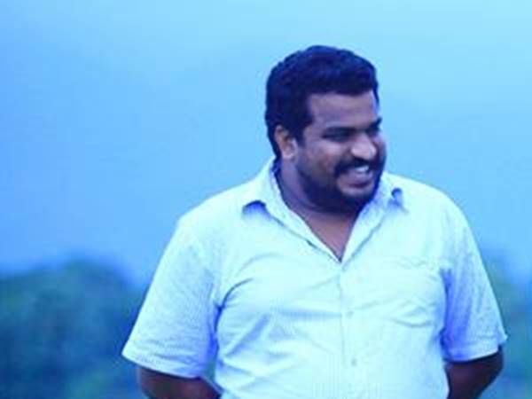 പടം ഹിറ്റോട് ഹിറ്റ്