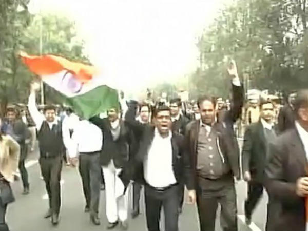  മറ്റു കോടതിയിലെ അഭിഭാഷകരും