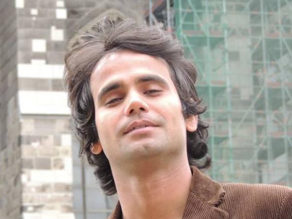 കൊടും വിഷം പ്രചരിപ്പിക്കുന്നു