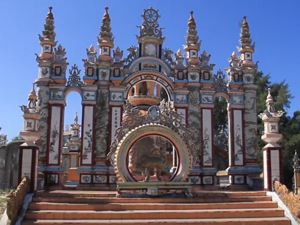 ആഢംബര ജീവിതം ആഢംബര ജീവിതം