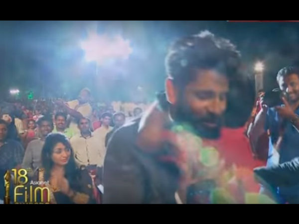 എല്ലാവരും തടഞ്ഞു