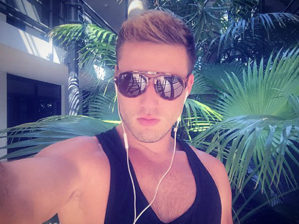  കുടുംബം