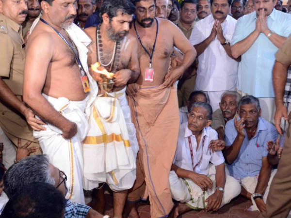 ഭക്തലക്ഷങ്ങള്‍ നിറഞ്ഞുനിന്ന നഗരി