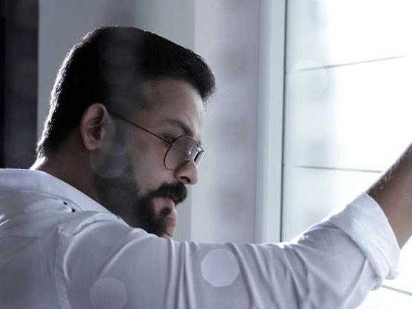 തൊട്ടടുത്ത് കണ്ടപ്പോള്‍