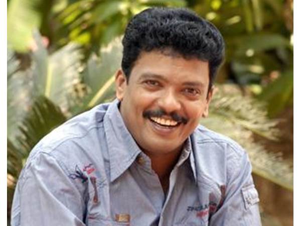 ജഗദീഷിനെതിരെ പോസ്റ്ററുകള്‍