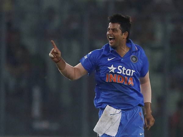  റെയ്‌ന എഴുതിയത്