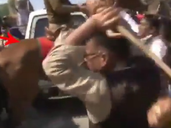 എംഎല്‍എ ശരിക്കും തല്ലിയോ?