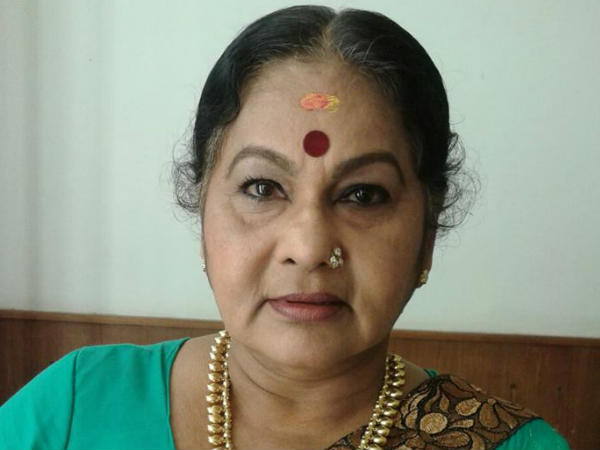 ഒറ്റയ്ക്കല്ല....