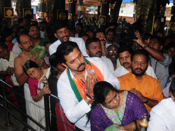 വിഘ്‌നങ്ങള്‍ നീക്കണേ