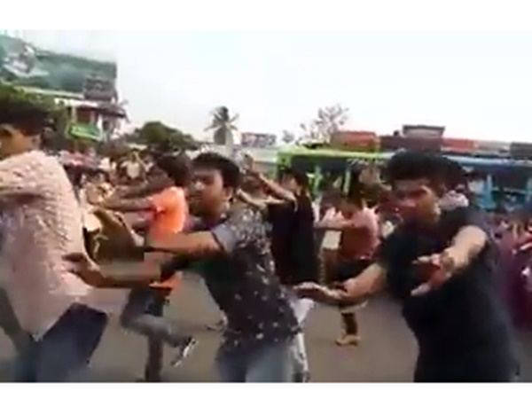 ഒത്തുതീര്‍പ്പായി