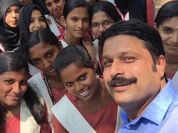 എതിര്‍പ്പ് ഭയന്ന്