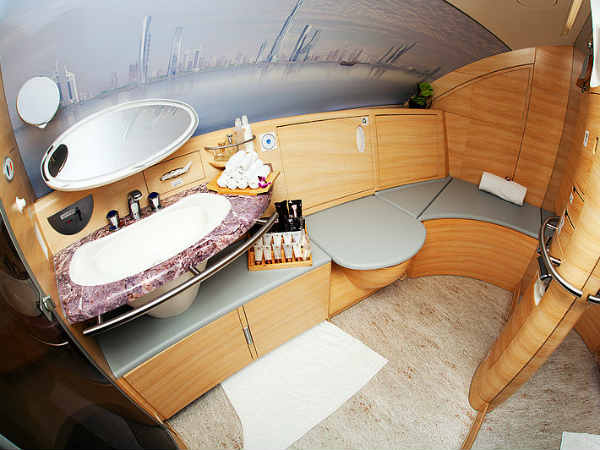 അപകടം പറ്റിയവര്‍ക്ക് നഷ്ടപരിഹാരം