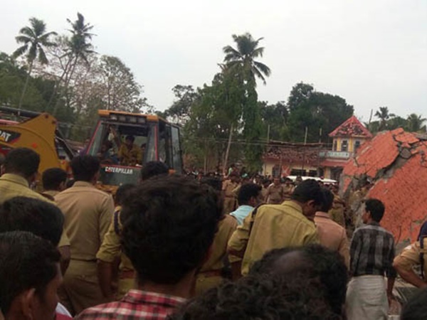 പൊലിഞ്ഞ ജീവനുകള്‍