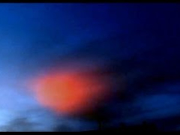 നമുക്ക് നേരെ