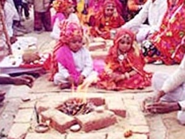 ഹിന്ദുക്കളും മുസ്ലിങ്ങളും ഞെട്ടിക്കും