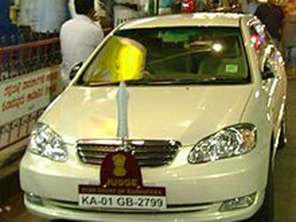 കിലോമീറ്ററിനും പൈസ കിലോമീറ്ററിനും പൈസ