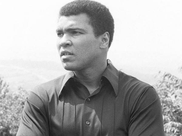 വര്‍ണ വിവേചനം