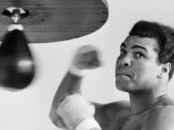 എല്ലാം രഹസ്യം